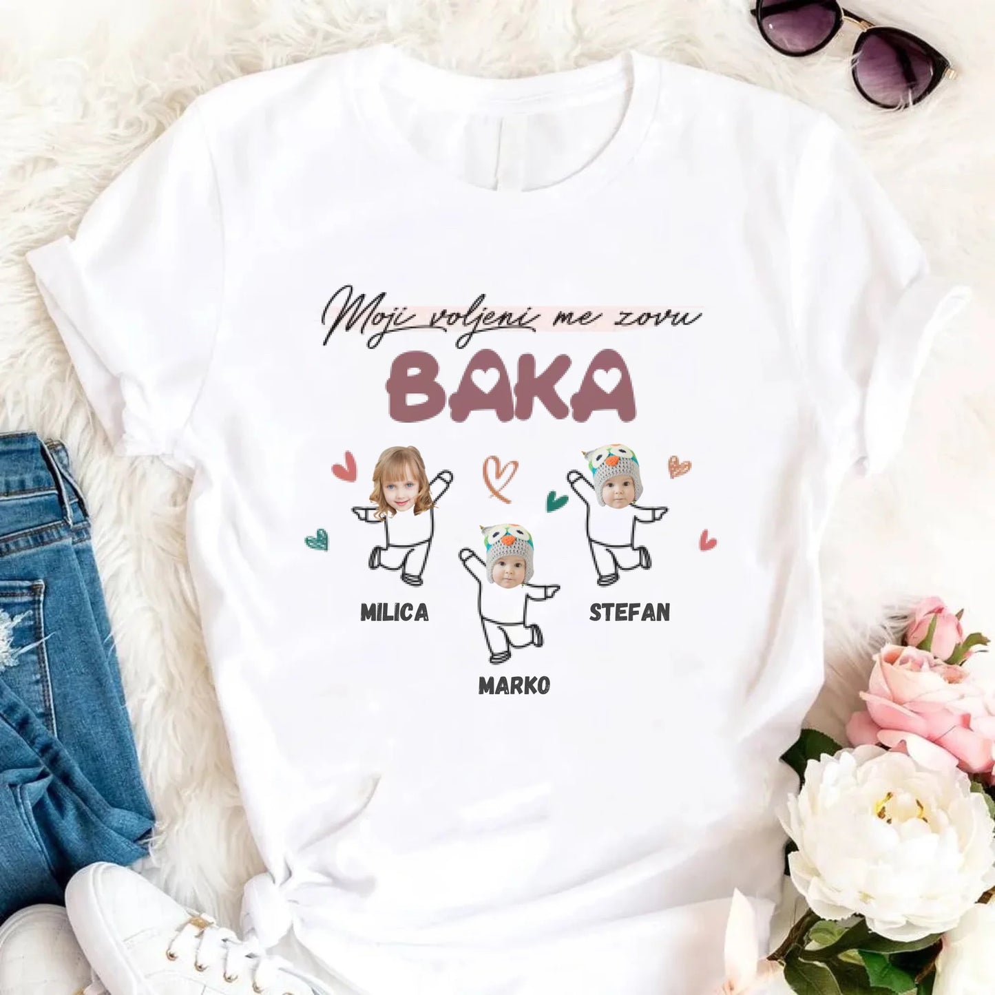 bela-zenska-majica-mockup-3