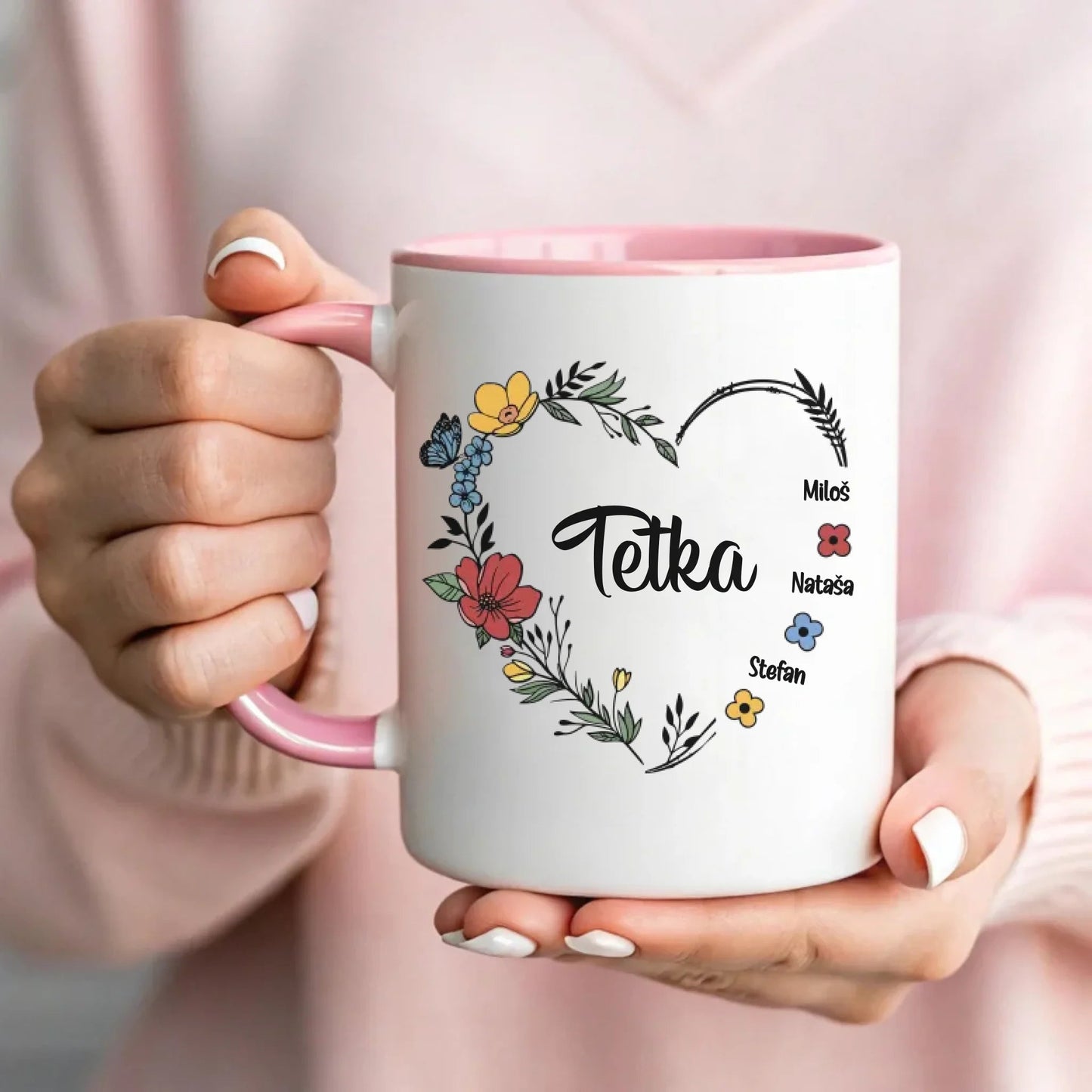 Srce od cveća sa imenima - Šoljica - Customizer - Kreativa -
