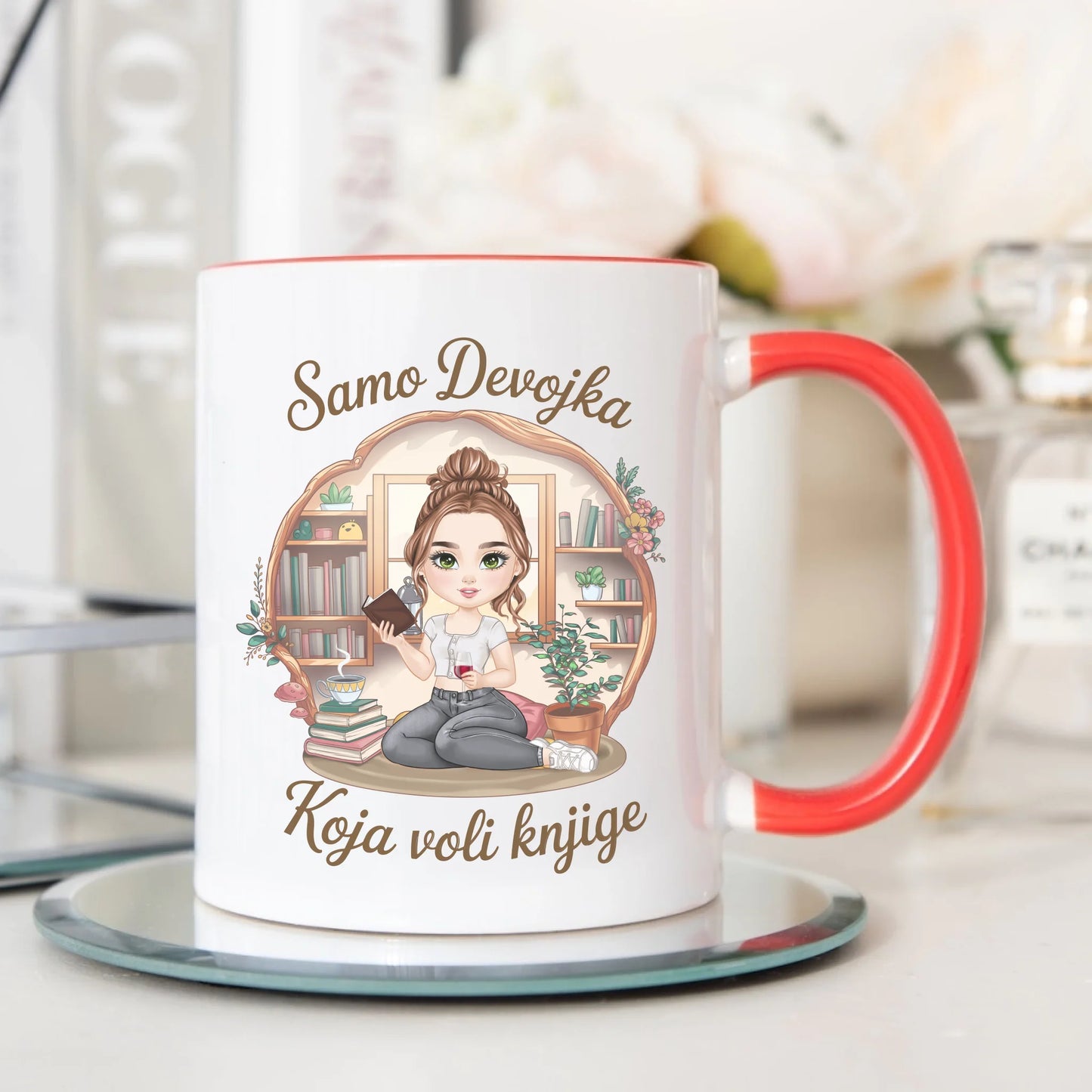 Devojka koja voli knjige - Šoljica
