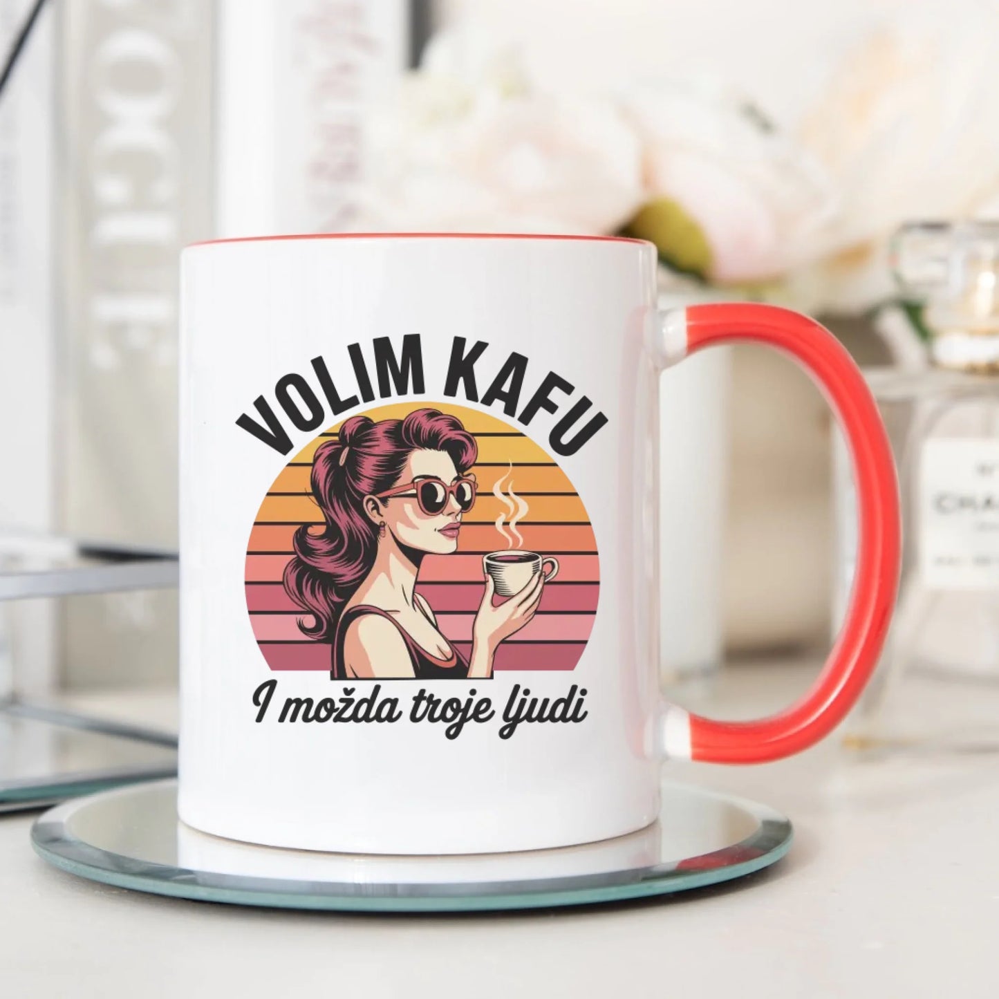 Volim kafu i možda troje ljudi - Šoljica